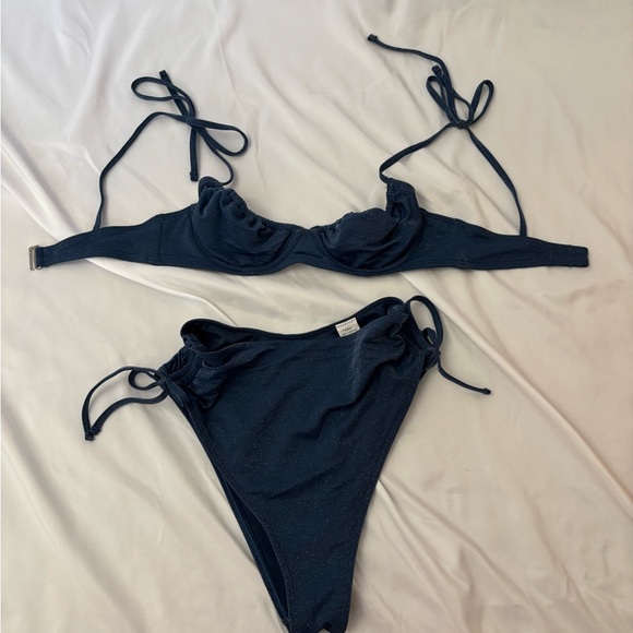 A&F Bikini Set - Picture 4 of 4